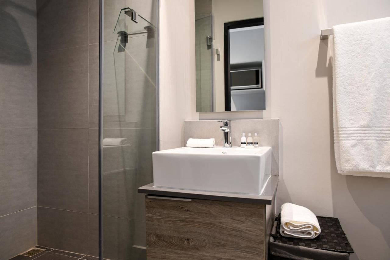 Mint Hotel Rosebank Johannesburg Zewnętrze zdjęcie